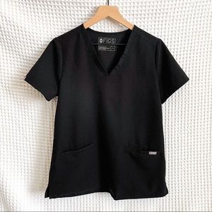 figs casma 3 pocket scrub top